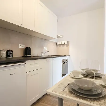 Darna Avena 4 * Poznan